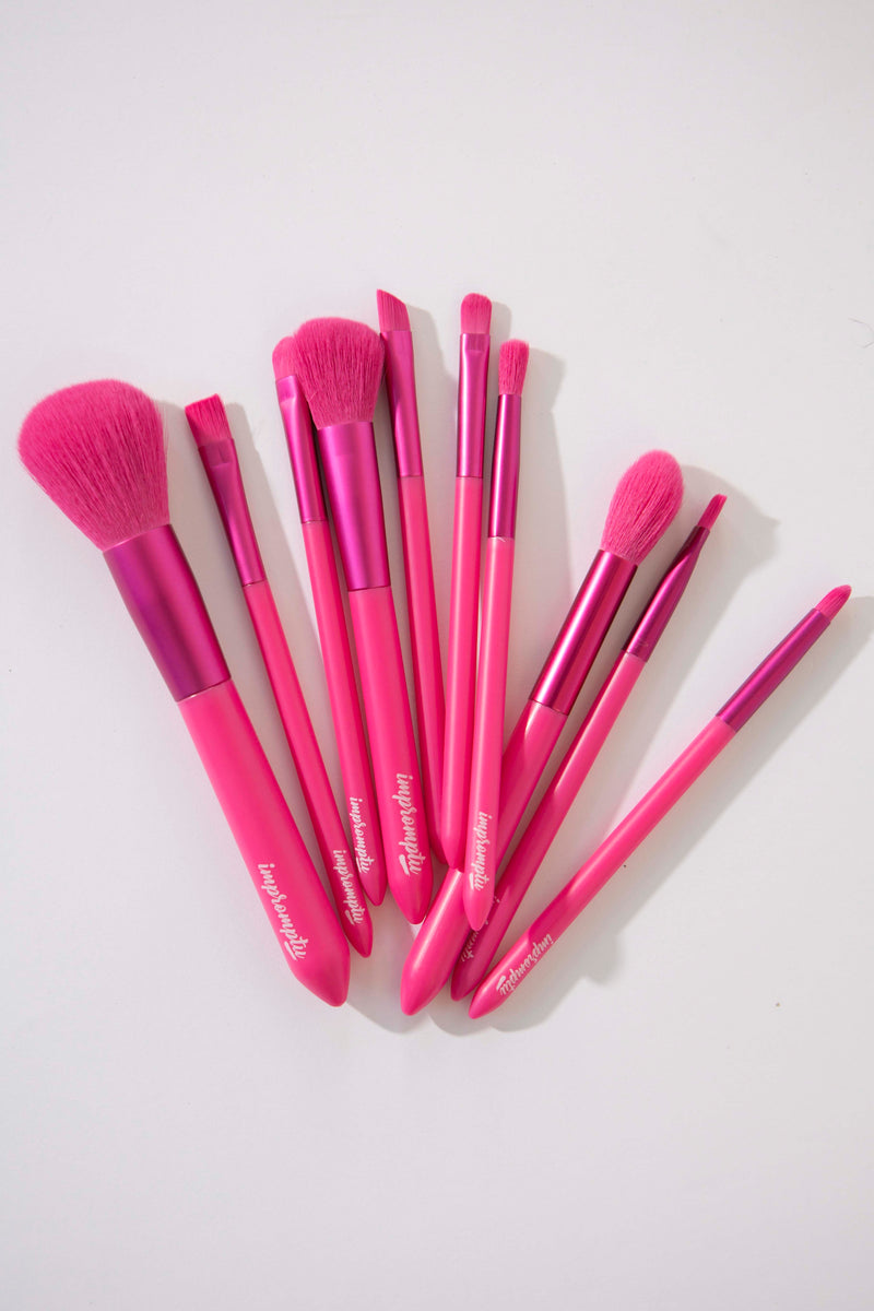 Hot Pink Makeup Brush Set